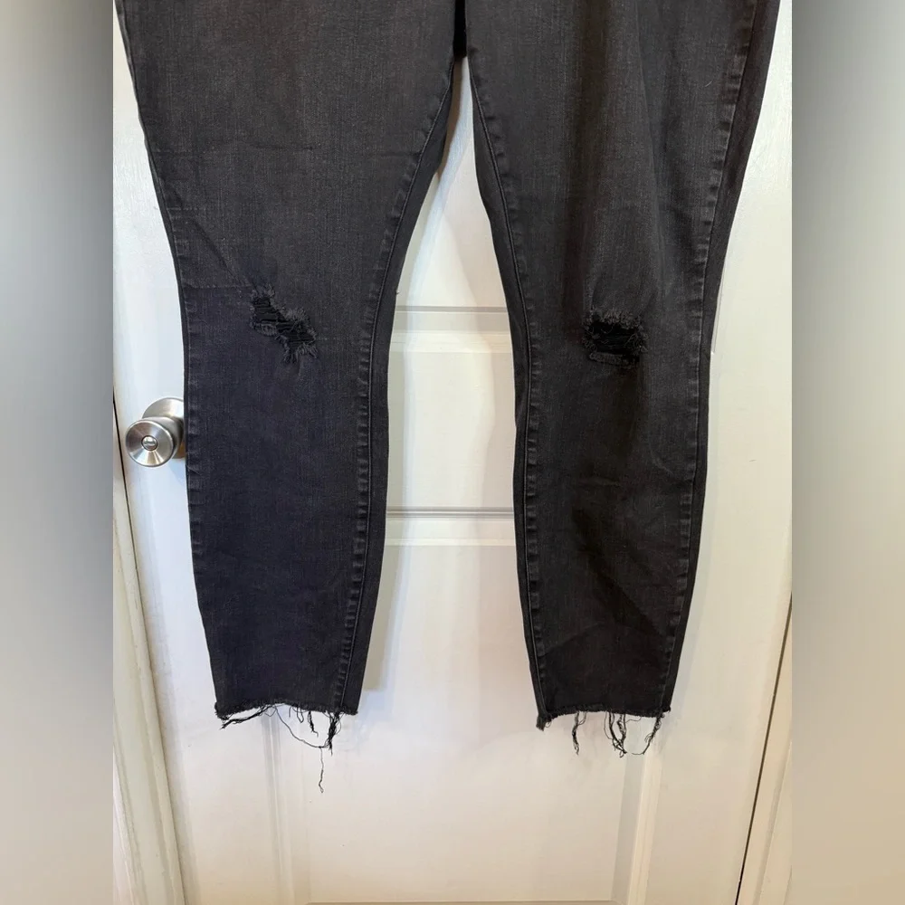Judy Blue Black Mid-Rise Distressed Stretchy Straight Slim Fit Jeans - Size 20W